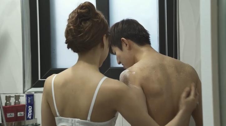phim sex béo Đi khám phụ khoa bị nam bác sĩ biến thái phang tung bím