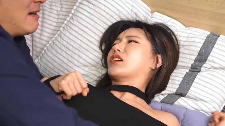 sex hach Cho bố chồng làm tình vì kĩ năng liếm lồn quá tuyệt